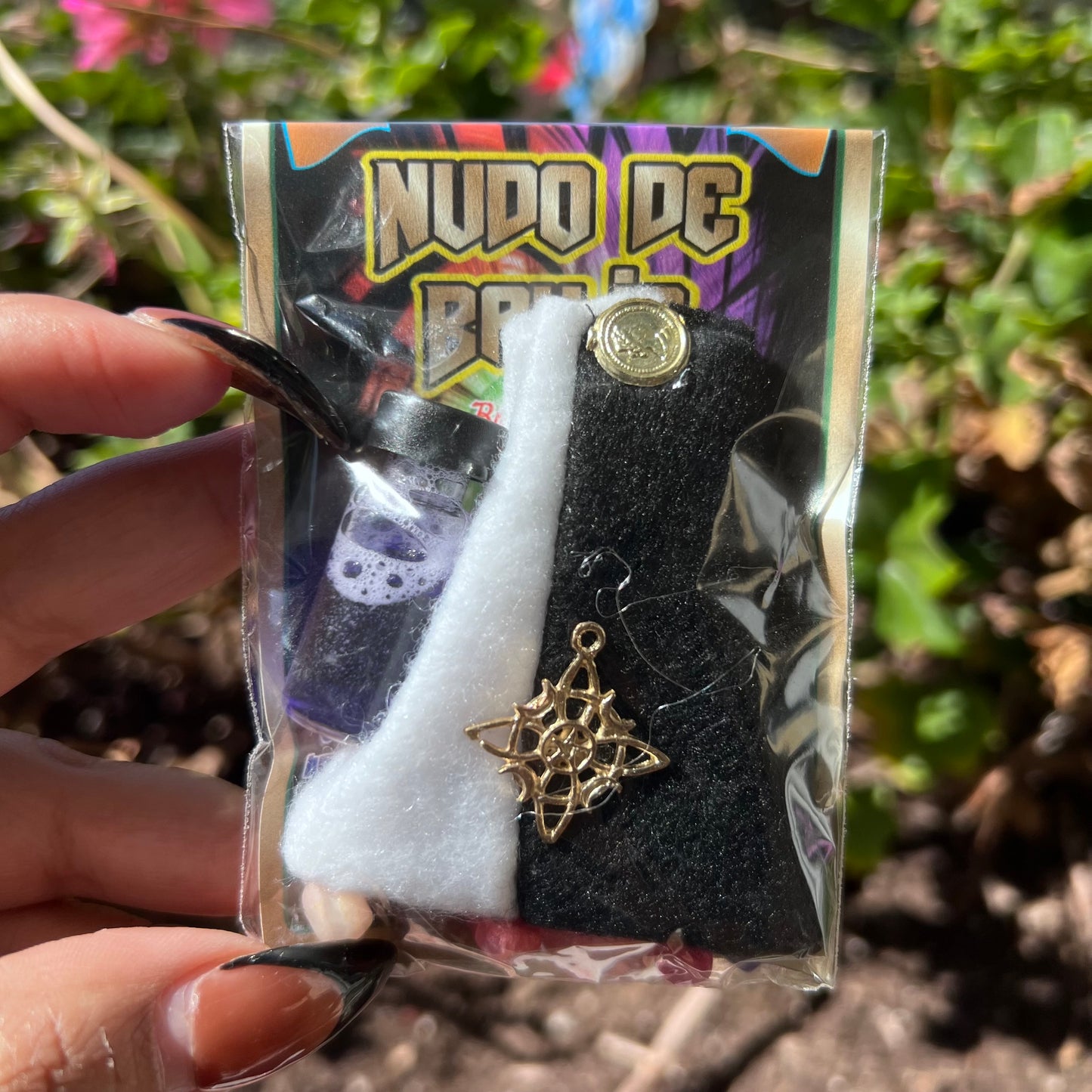 Witch’s Knot Amulet