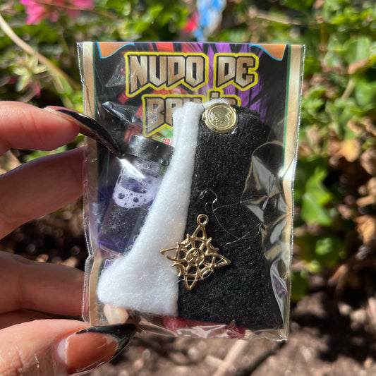 Witch’s Knot Amulet